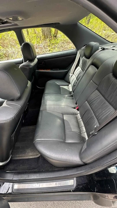 2001 Lexus ES 3rd Gen - Image 3 of 10
