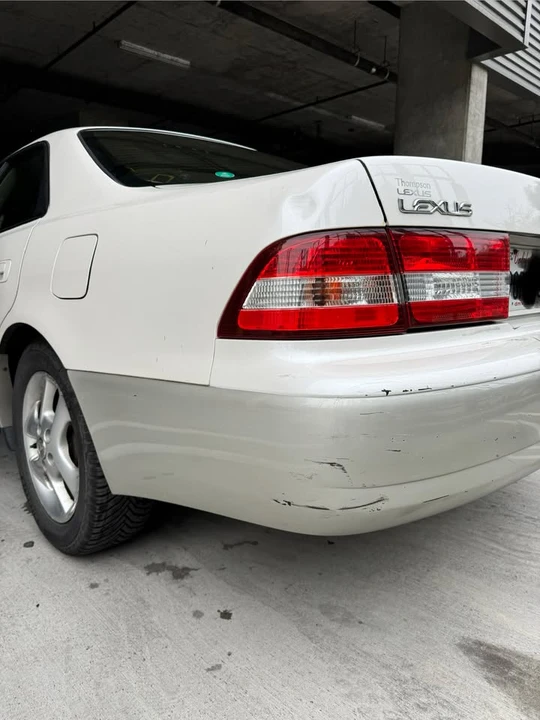 2001 Lexus ES 3rd Gen - Image 6 of 16