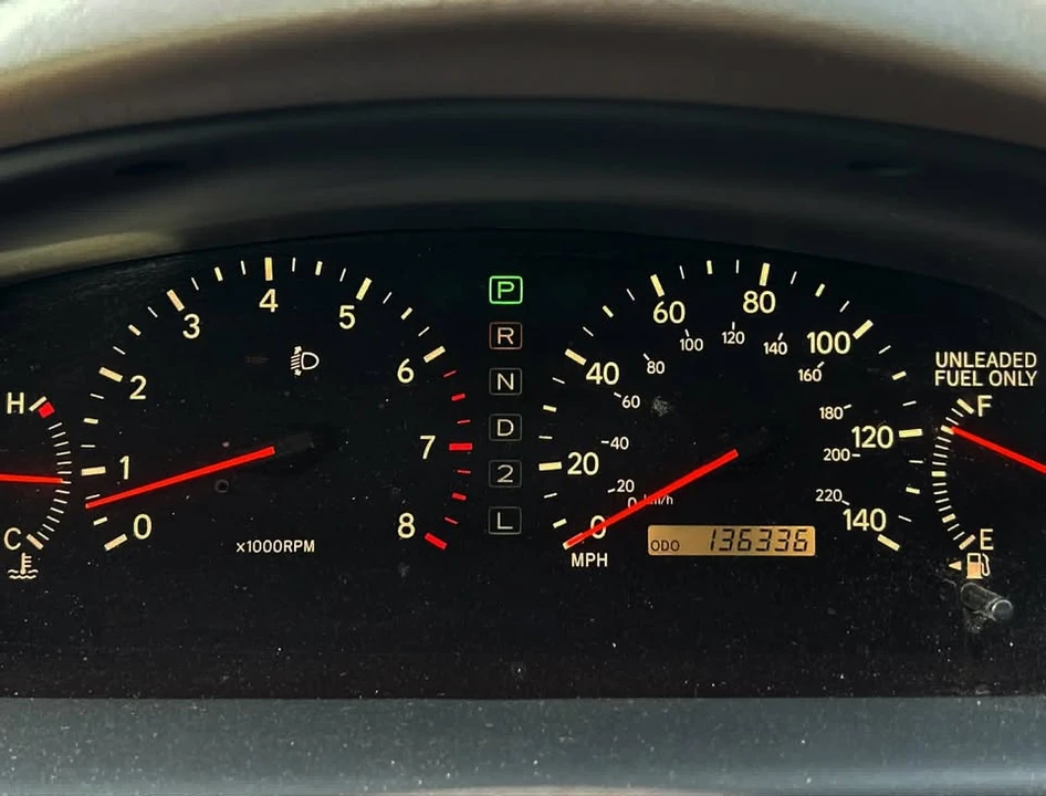 2001 Lexus ES 3rd Gen - Image 6 of 17