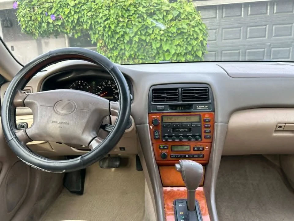 2001 Lexus ES 3rd Gen - Image 7 of 17