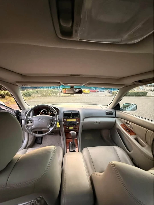 2001 Lexus ES 3rd Gen - Image 7 of 13