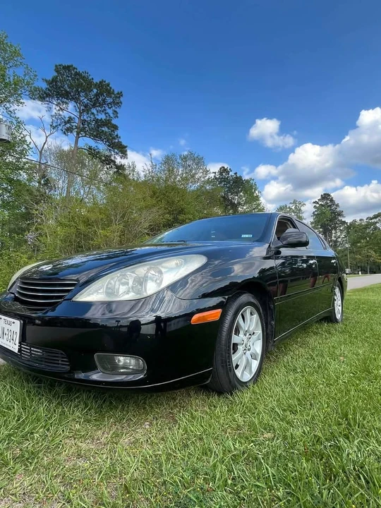 2001 Lexus ES 3rd Gen - Image 10 of 10