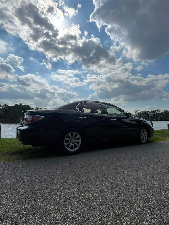 2001 Lexus ES 3rd Gen - Image 7 of 10