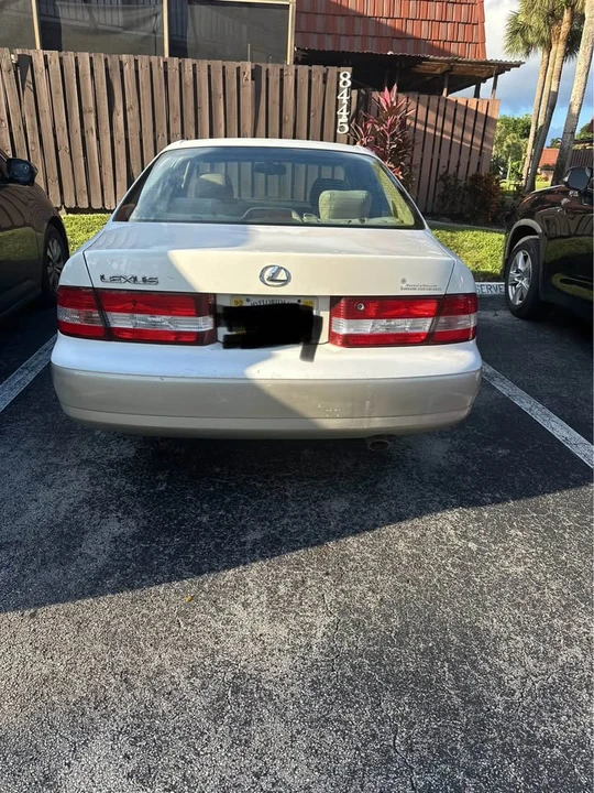 2001 Lexus ES 3rd Gen - Image 3 of 6