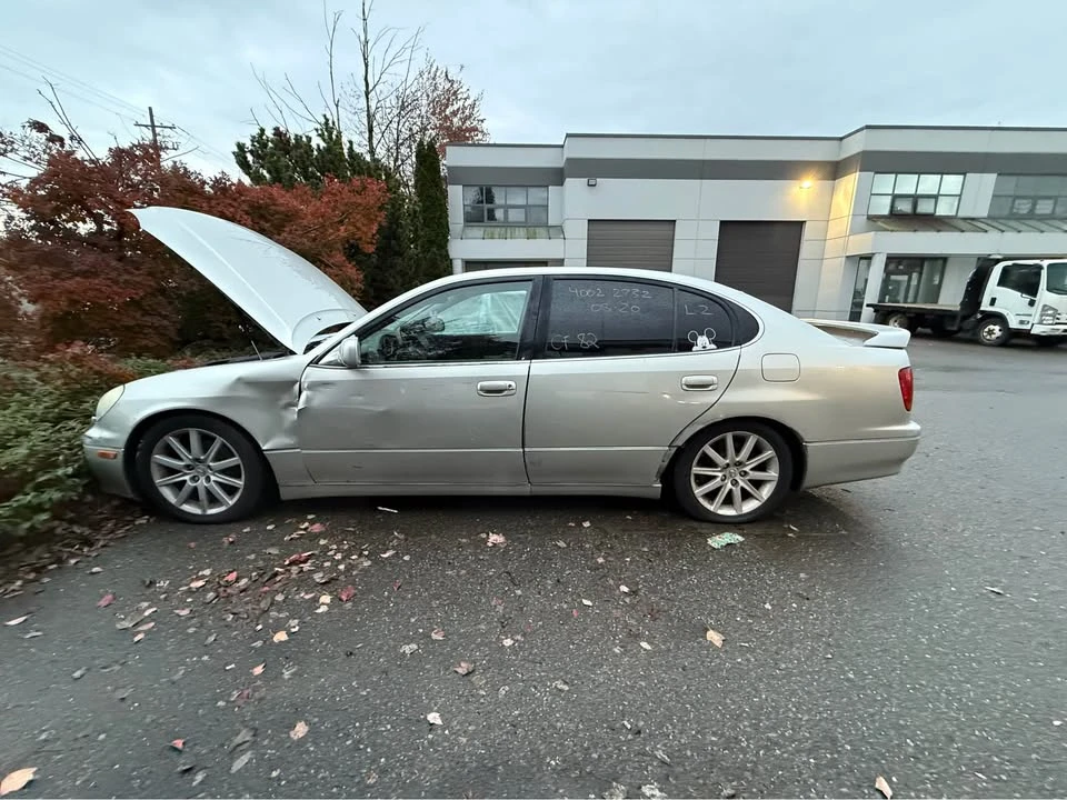 2001 Lexus GS 2nd Gen - Image 9 of 13