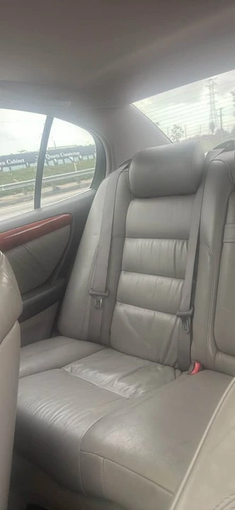2001 Lexus GS 2nd Gen - Image 5 of 7
