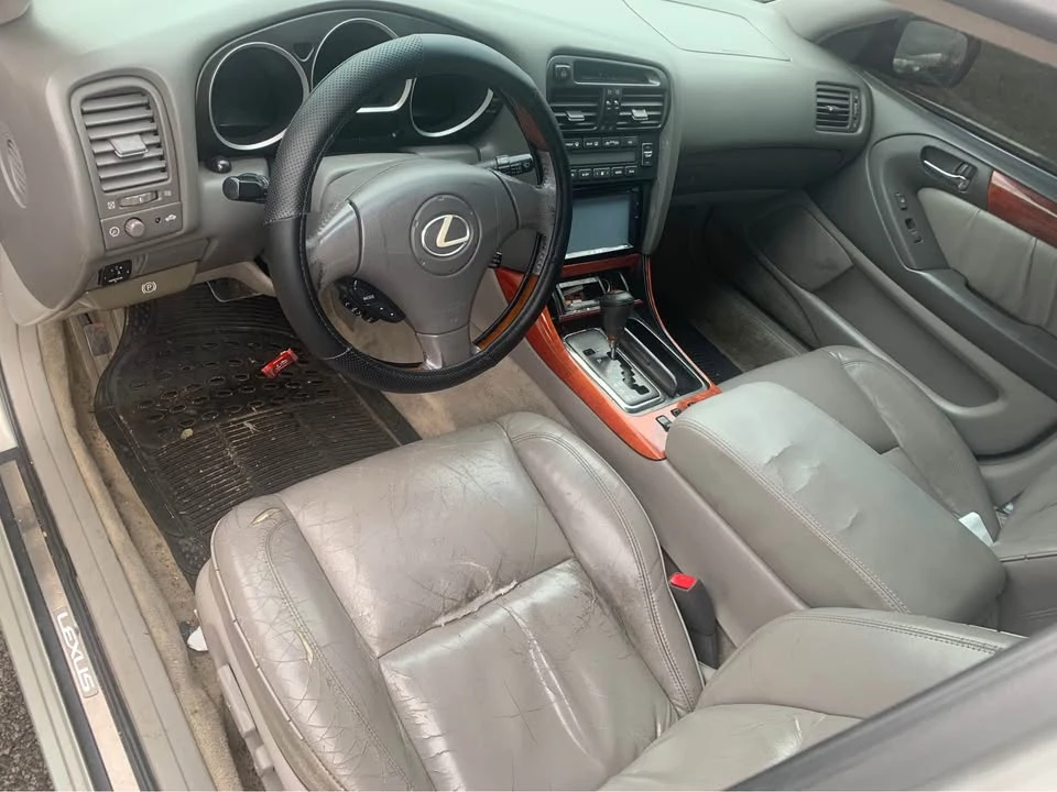 2001 Lexus GS 2nd Gen - Image 3 of 4