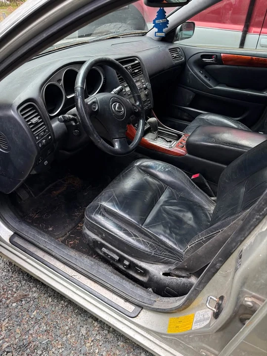 2001 Lexus GS 2nd Gen - Image 4 of 6