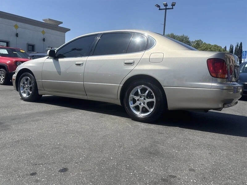 2001 Lexus GS 2nd Gen - Image 6 of 16