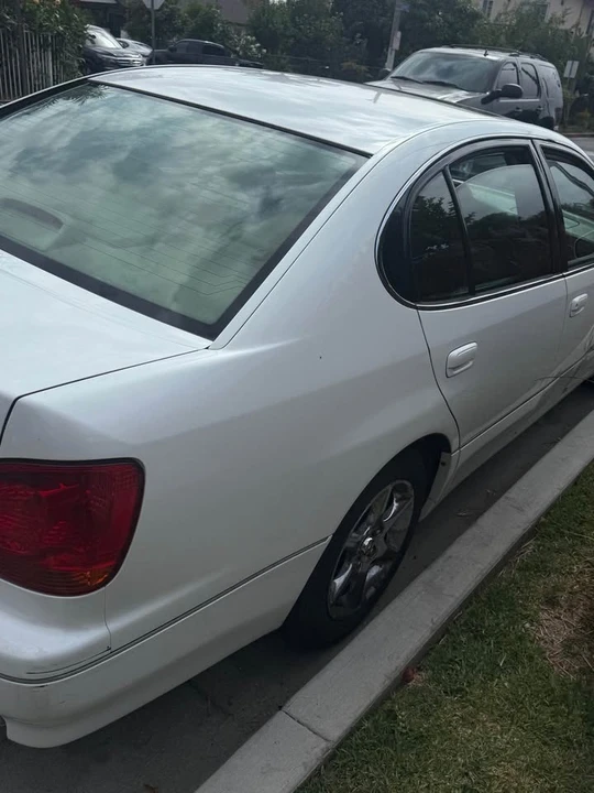 2001 Lexus GS 2nd Gen - Image 4 of 6