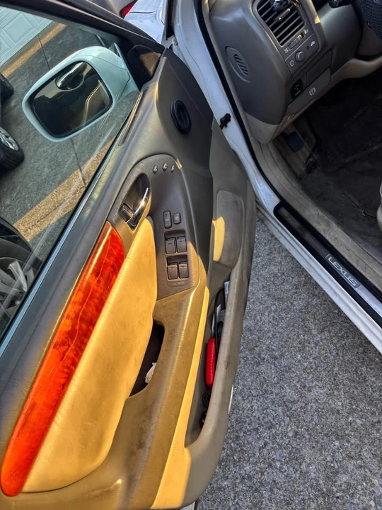 2001 Lexus GS 2nd Gen - Image 4 of 6