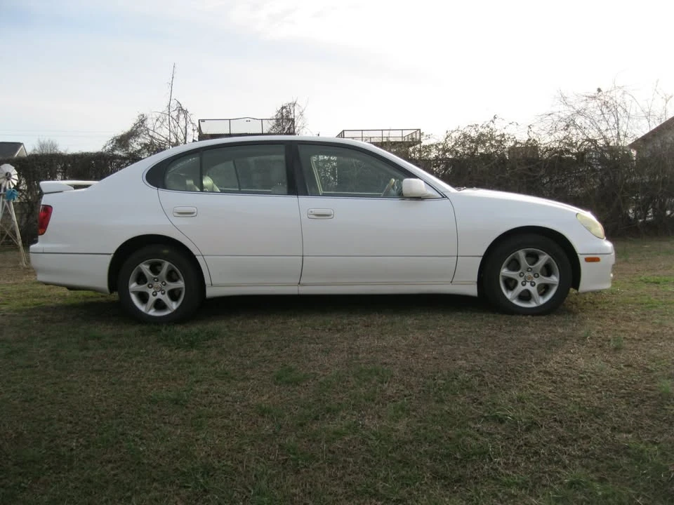 2001 Lexus GS 2nd Gen - Image 4 of 11