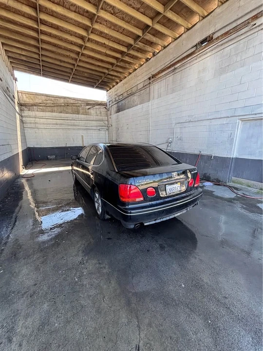 2001 Lexus GS 2nd Gen - Image 4 of 8