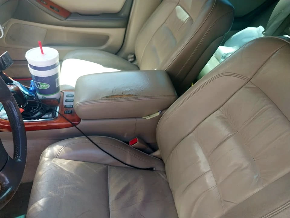 2001 Lexus GS 2nd Gen - Image 6 of 9