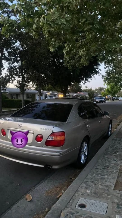 2001 Lexus GS 2nd Gen - Image 8 of 10