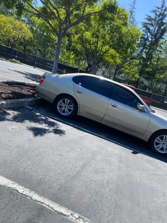 2001 Lexus GS 2nd Gen - Image 5 of 10
