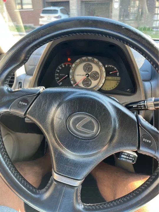 2001 Lexus IS 1st Gen - Image 6 of 13
