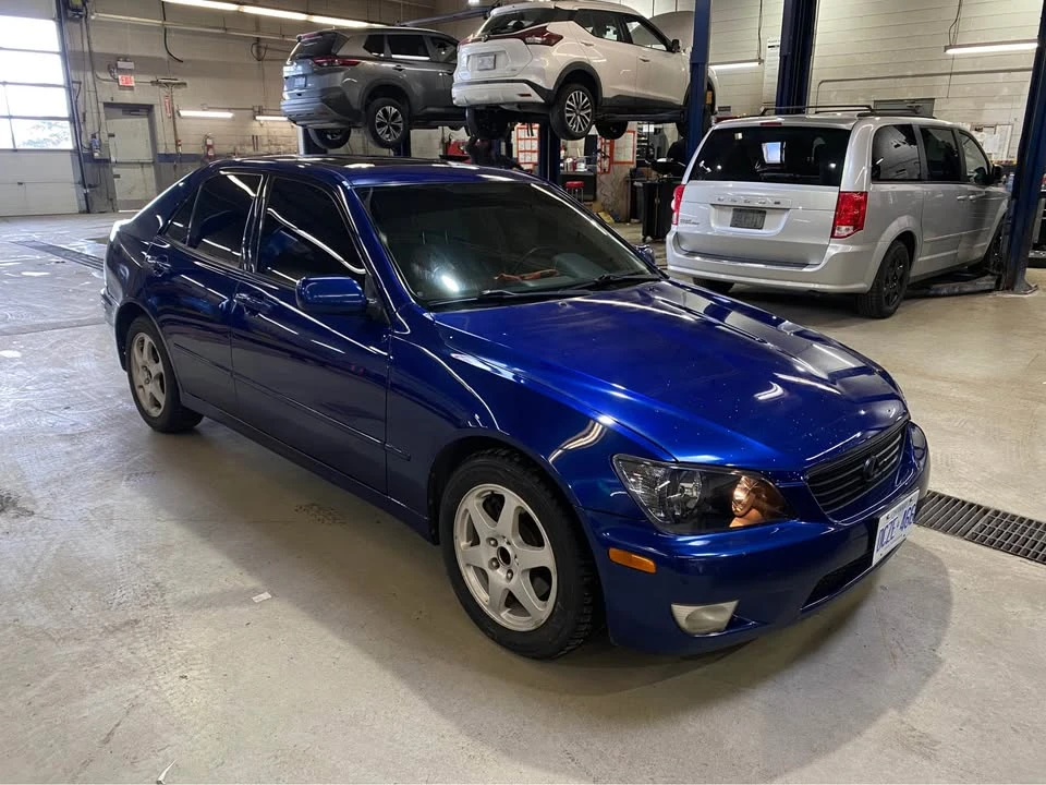 2001 Lexus IS 1st Gen - Image 3 of 8