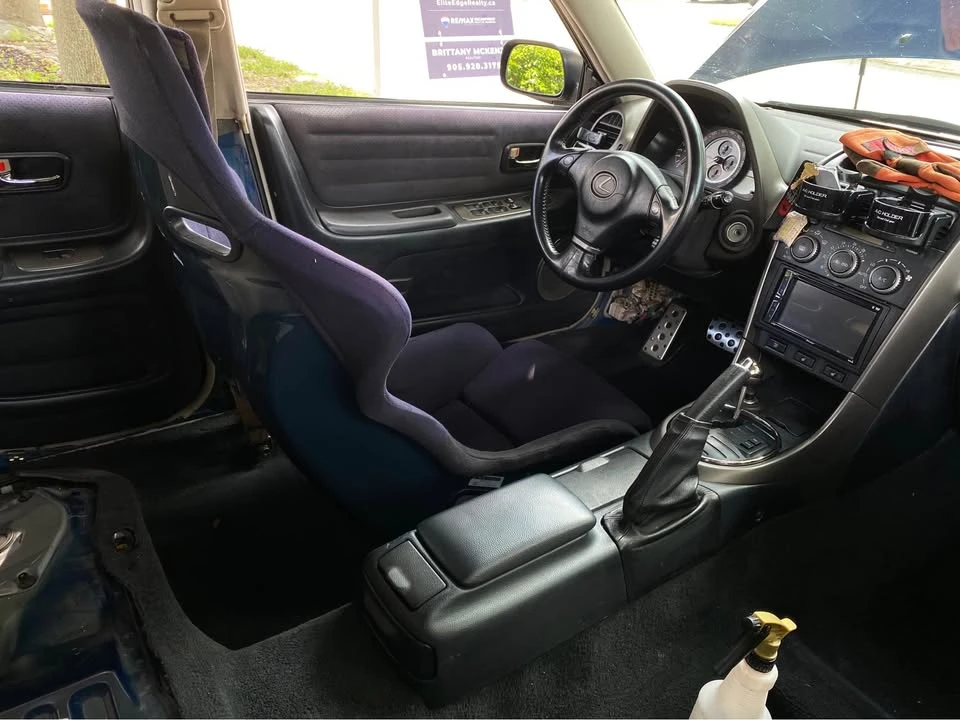 2001 Lexus IS 1st Gen - Image 6 of 8