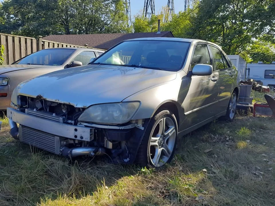 2001 Lexus IS 1st Gen - Image 2 of 16