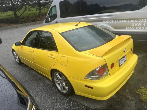 2001 Lexus IS300
