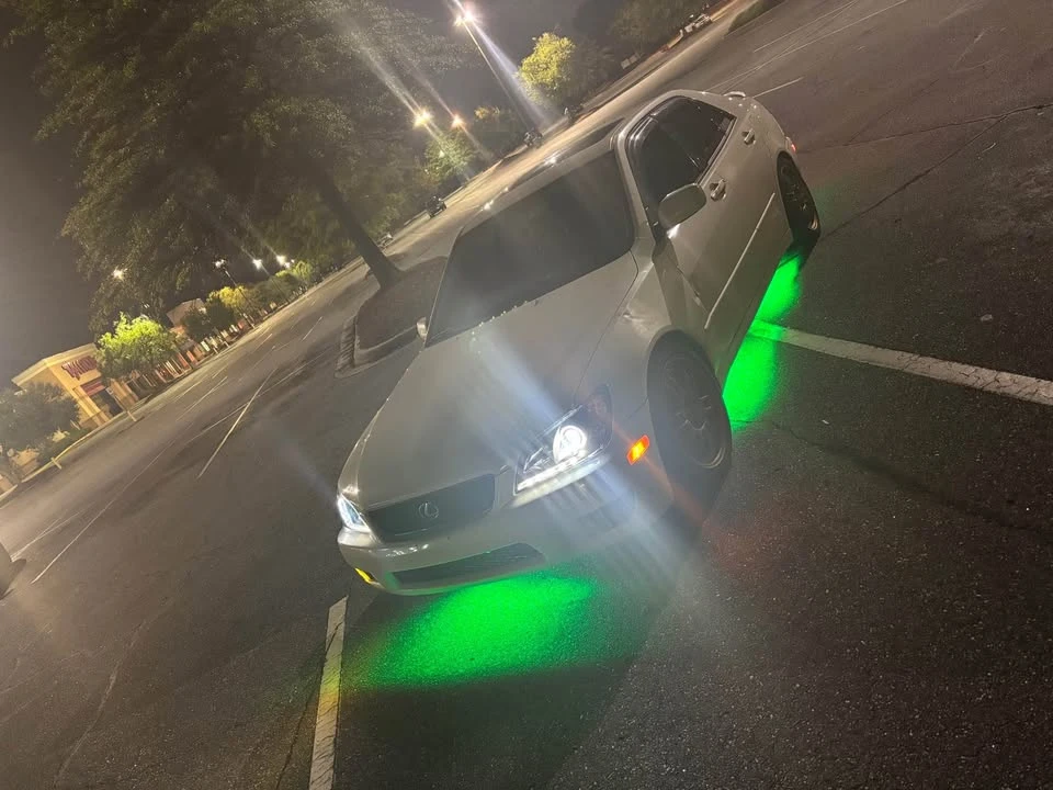 2001 Lexus IS 1st Gen - Image 4 of 7
