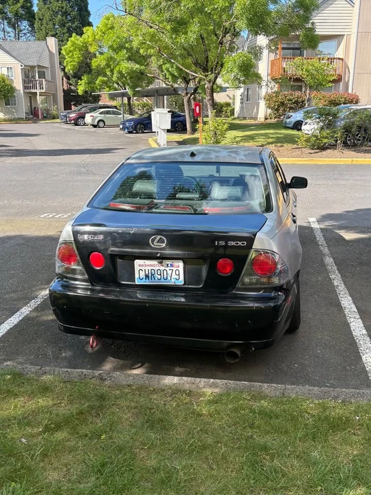 2001 Lexus IS 1st Gen - Image 6 of 11