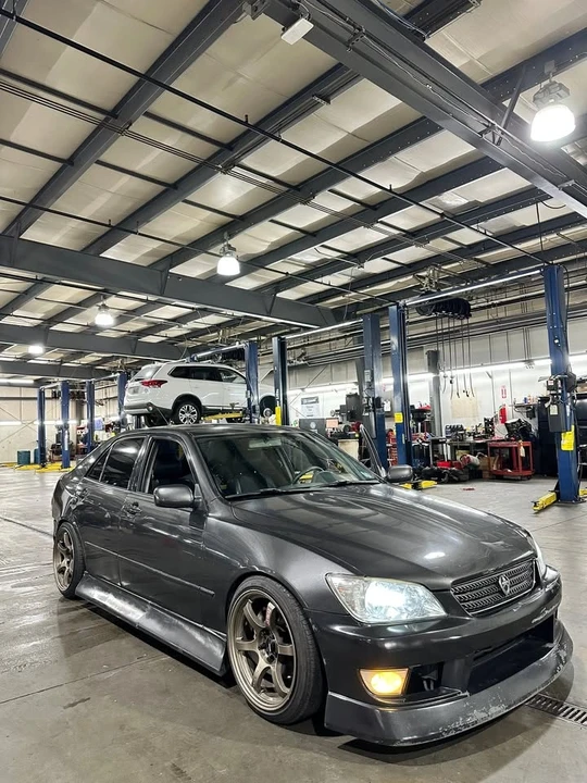 2001 Lexus IS 1st Gen - Image 7 of 8