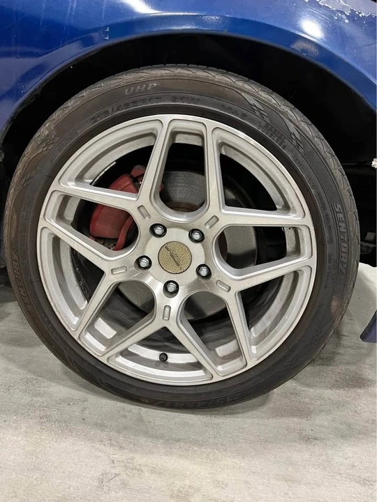 2001 Lexus IS 1st Gen - Image 2 of 13