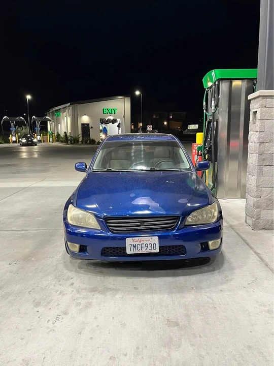 2001 Lexus IS 1st Gen - Image 3 of 13