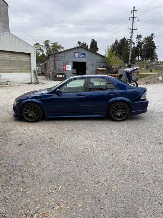 2001 Lexus IS 1st Gen - Image 7 of 16