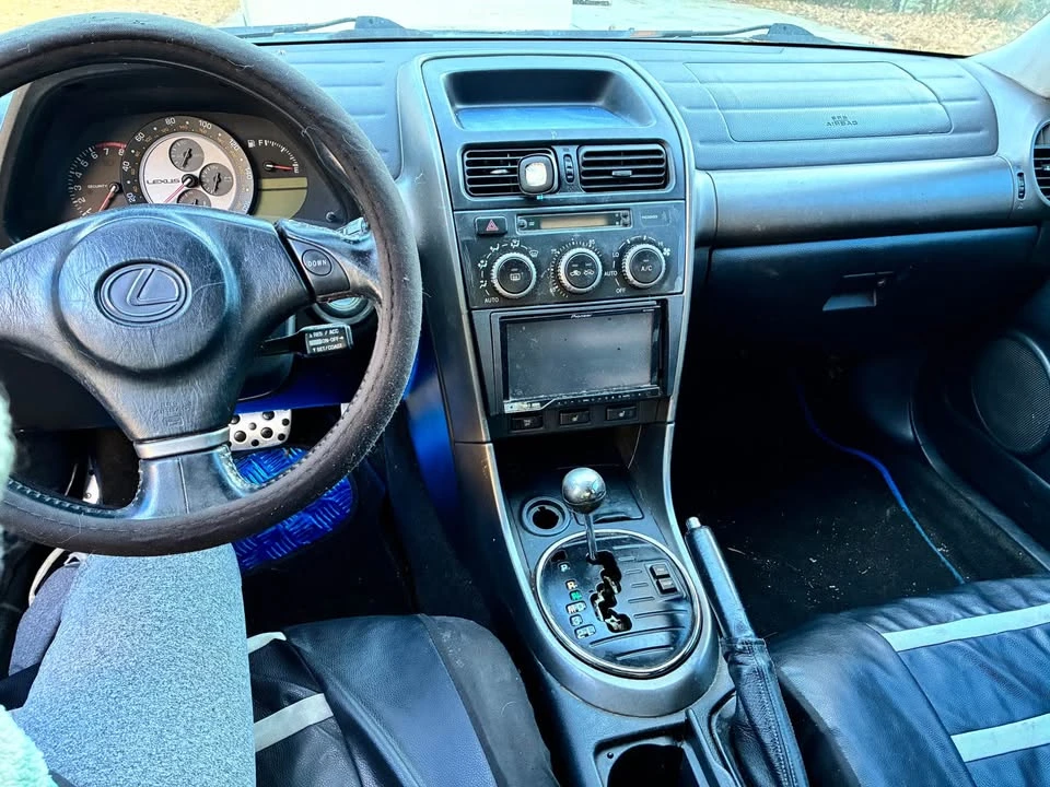 2001 Lexus IS 1st Gen - Image 6 of 9