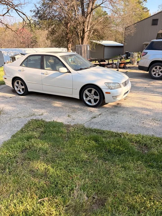 2001 Lexus IS 1st Gen - Image 3 of 6
