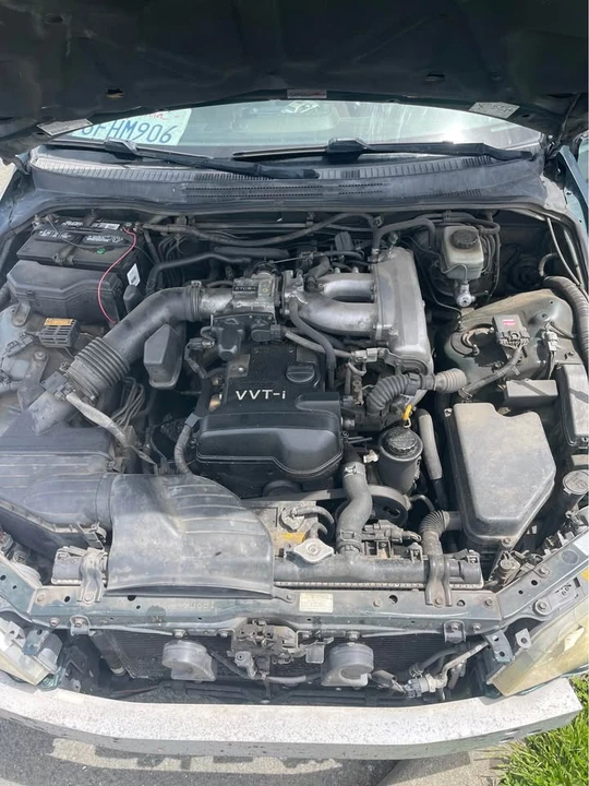 2001 Lexus IS 1st Gen - Image 5 of 9