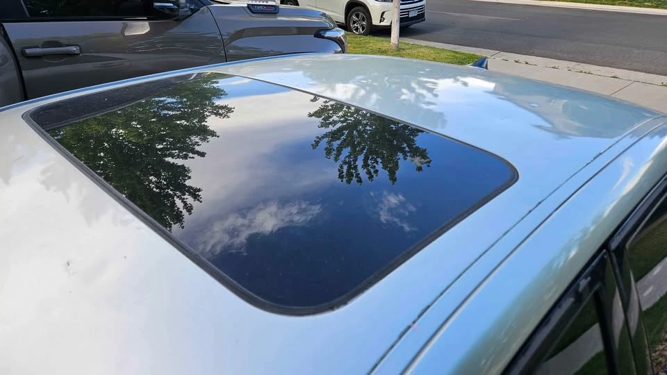 2001 Lexus IS 1st Gen - Image 5 of 10