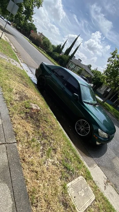 2001 Lexus IS 1st Gen - Image 2 of 6