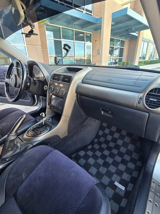 2001 Lexus IS 1st Gen - Image 5 of 9