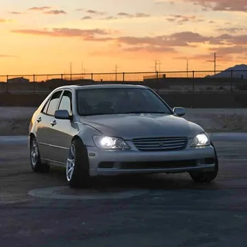 2001 Lexus IS300
