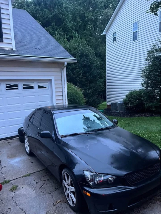 2001 Lexus IS 1st Gen - Image 3 of 7