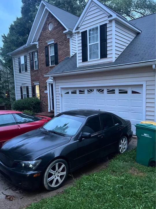 2001 Lexus IS 1st Gen - Image 2 of 7