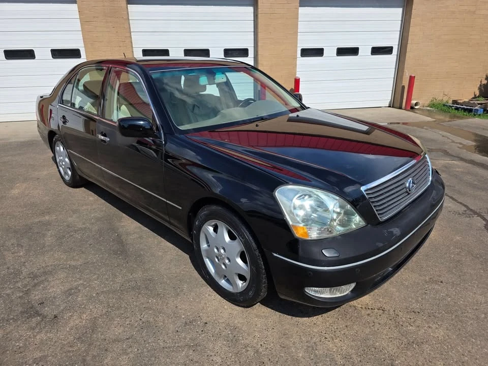 2001 Lexus LS 3rd Gen - Image 3 of 19
