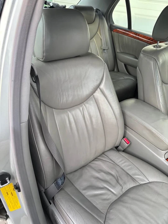 2001 Lexus LS 3rd Gen - Image 16 of 20