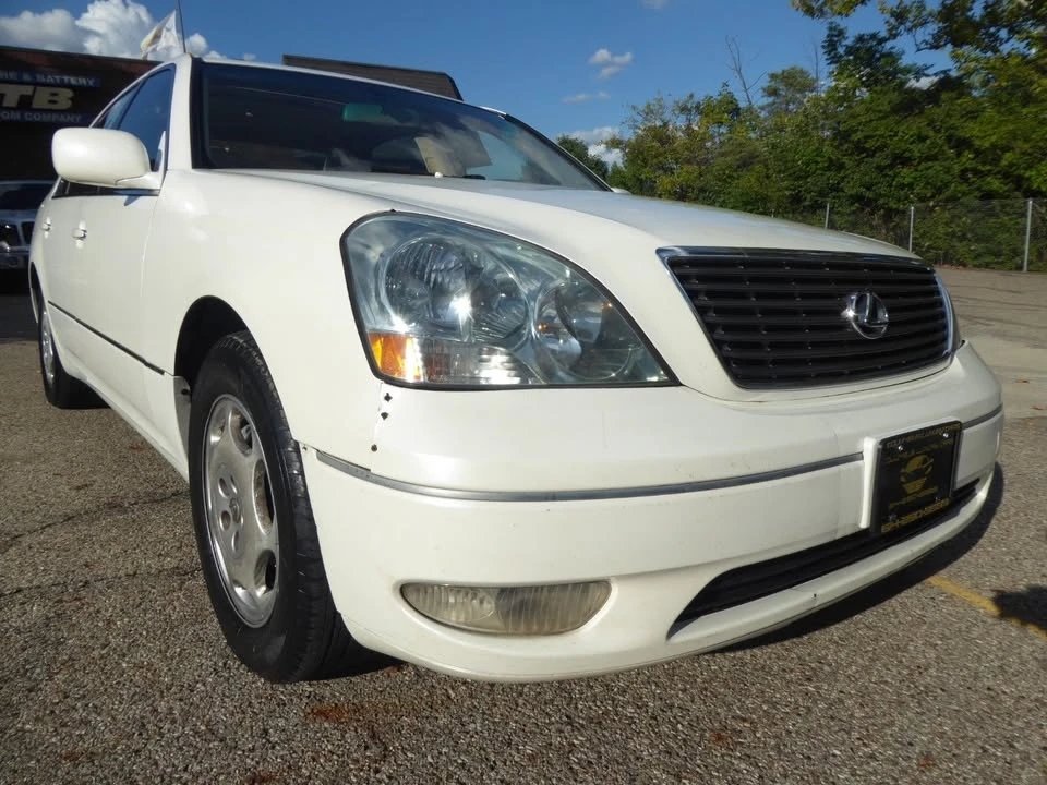 2001 Lexus LS 3rd Gen - Image 2 of 19