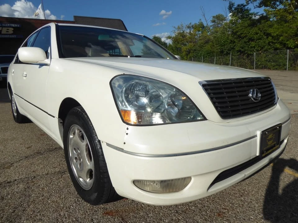 2001 Lexus LS 3rd Gen - Image 3 of 19