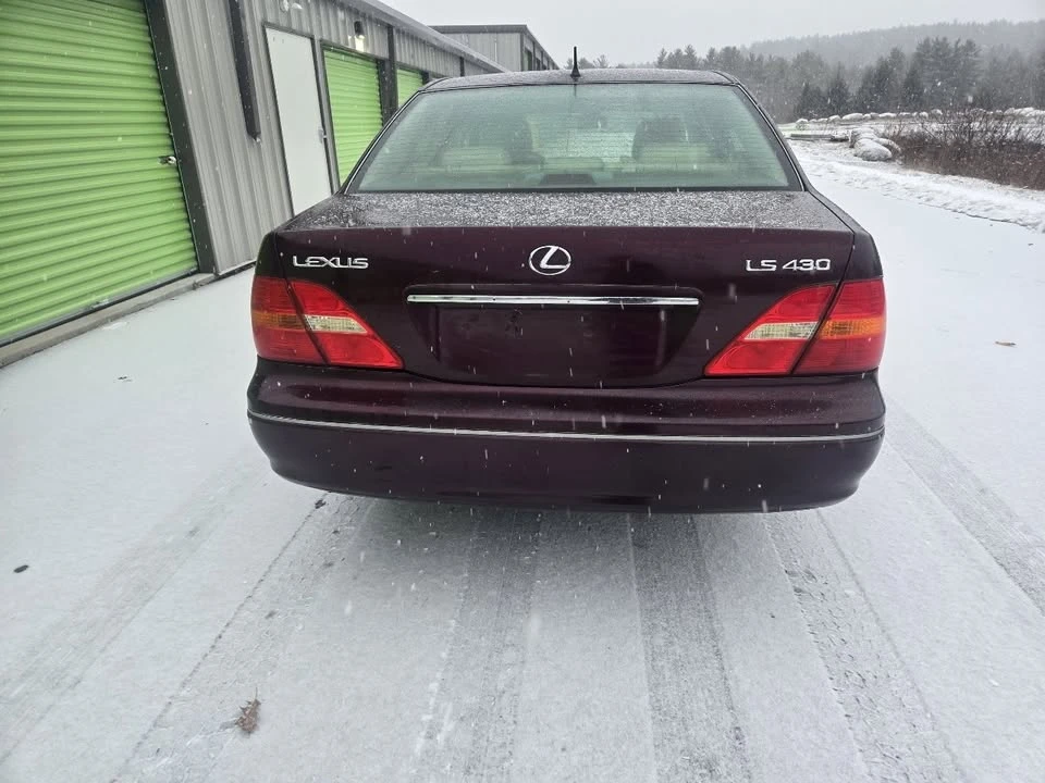 2001 Lexus LS 3rd Gen - Image 6 of 19