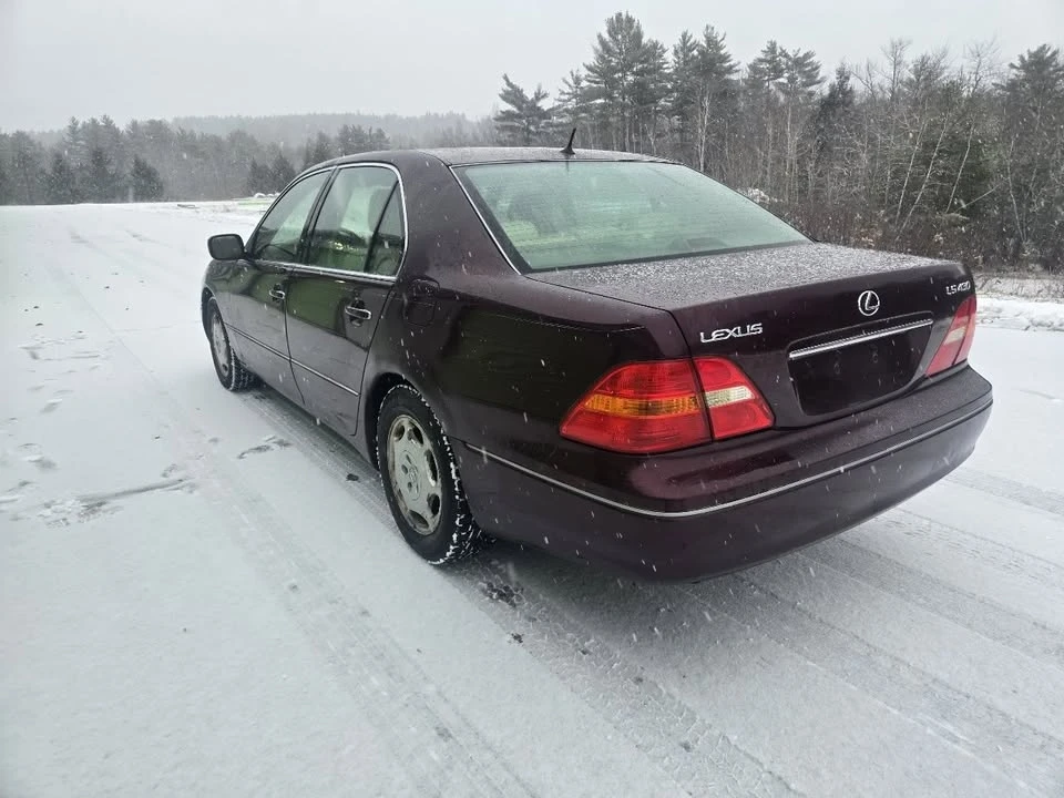 2001 Lexus LS 3rd Gen - Image 3 of 19