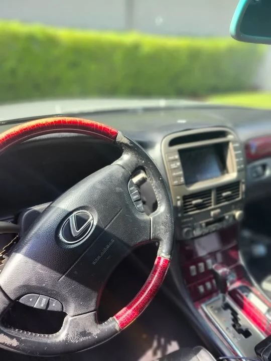 2001 Lexus LS 3rd Gen - Image 3 of 5