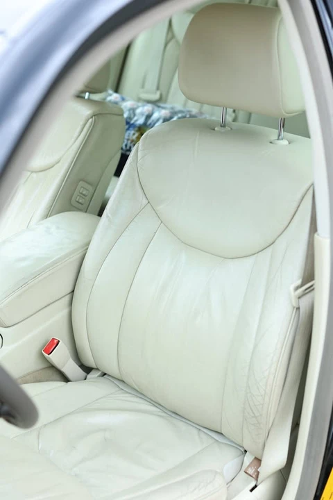 2001 Lexus LS 3rd Gen - Image 12 of 20