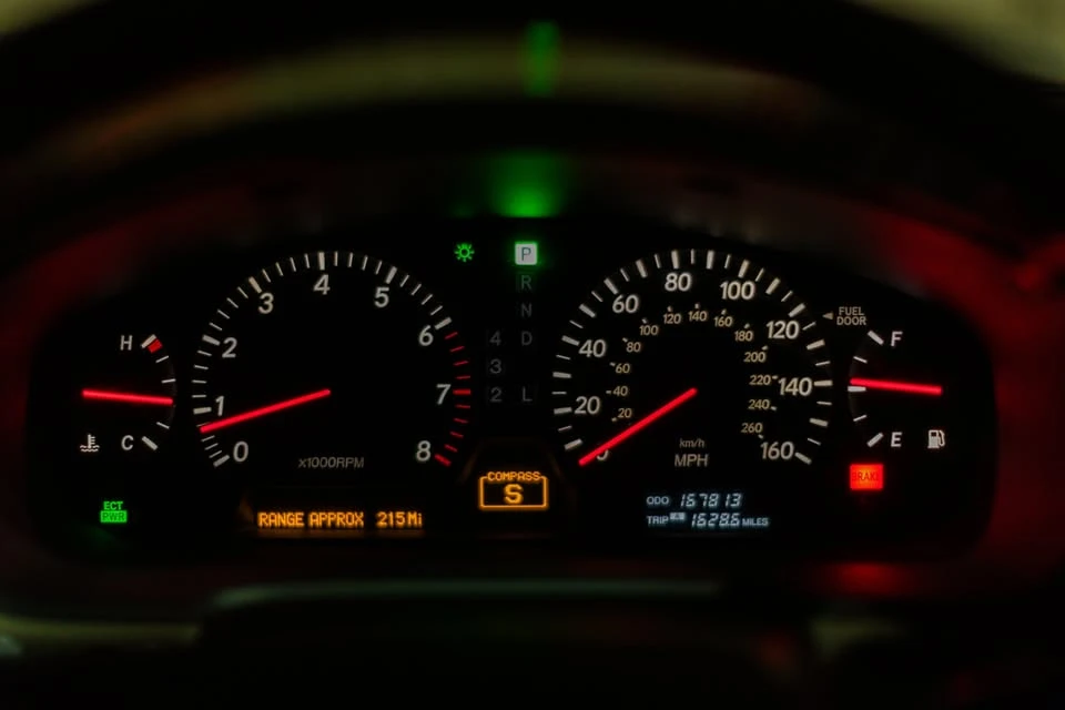 2001 Lexus LS 3rd Gen - Image 5 of 20