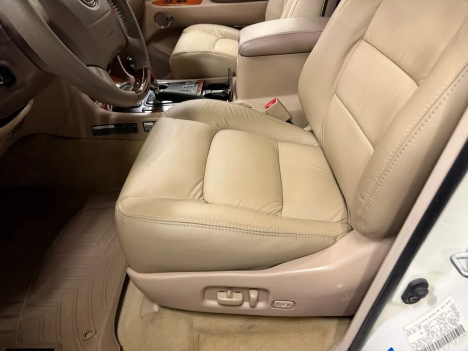 2001 Lexus LX 2nd Gen - Image 15 of 20